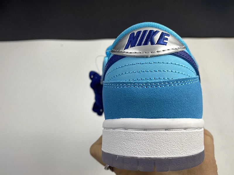 Nike Dunk SB Low “Blue Fury” BQ6817-400