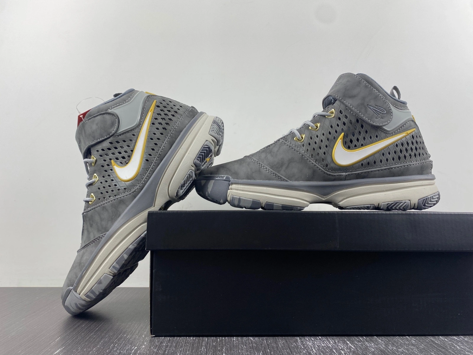 Nike Kobe 2 Prelude (4 50+ Points) Men's - 640222-001