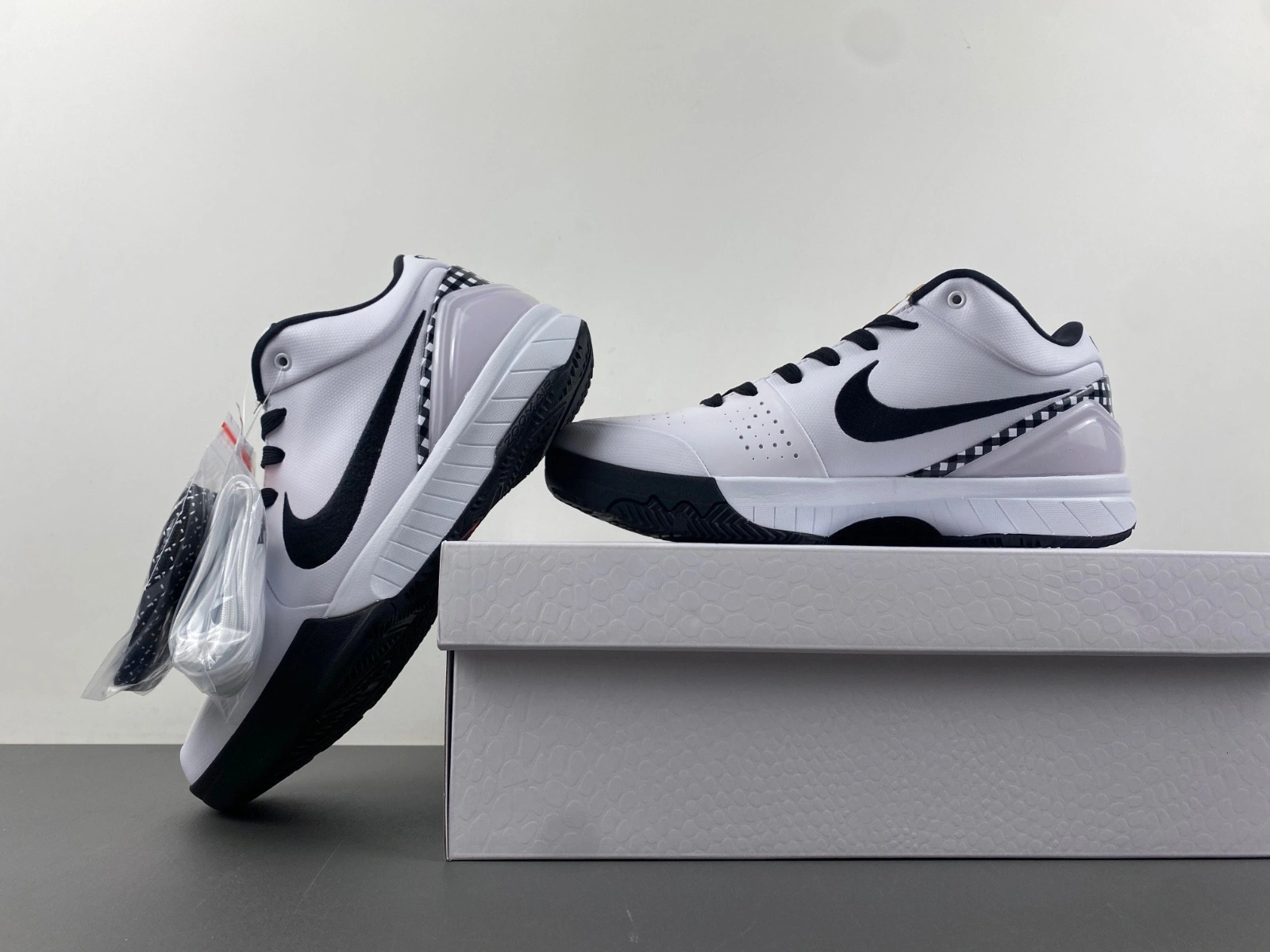 Nike Kobe 4 Protro Gigi FJ9363-100
