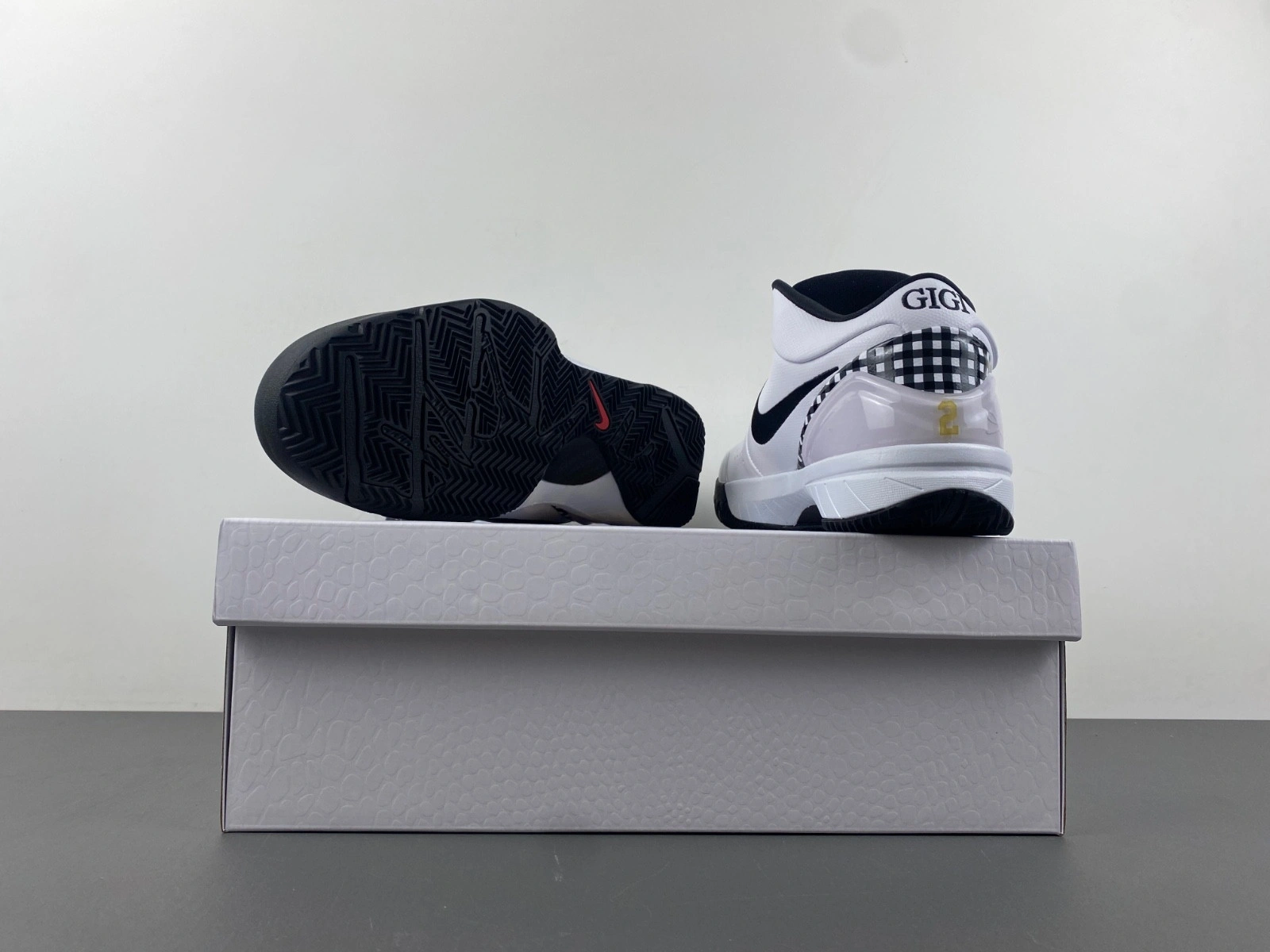 Nike Kobe 4 Protro Gigi FJ9363-100