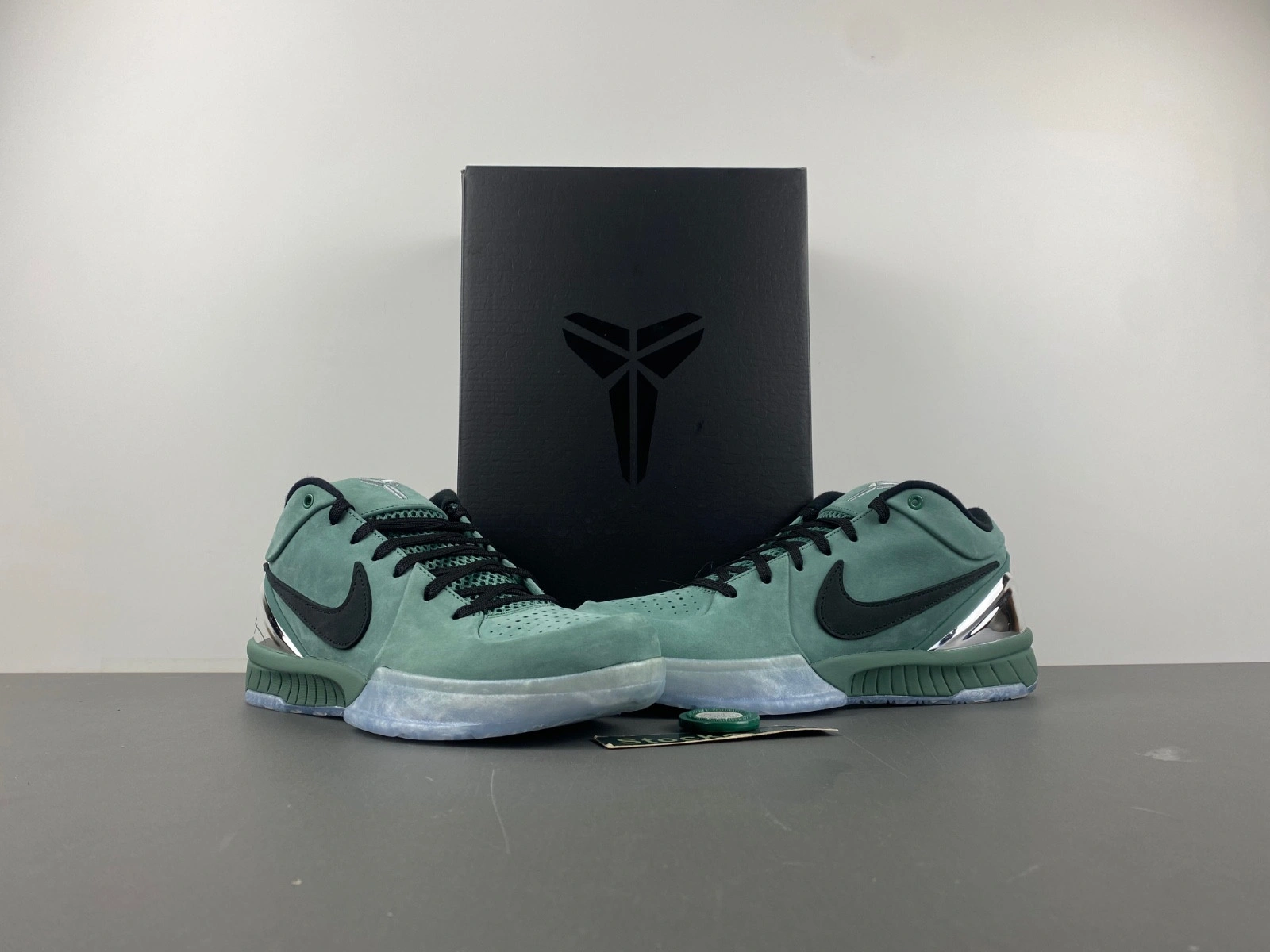 Nike Kobe 4 Protro “Girl Dad” FQ3545-300