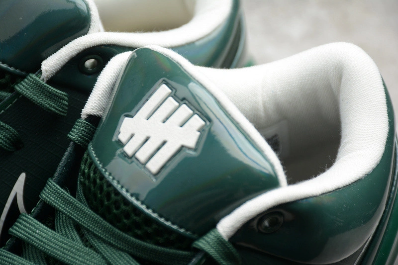 Nike Kobe 4 Protro Undefeated Milwaukee Bucks  CQ3869-301