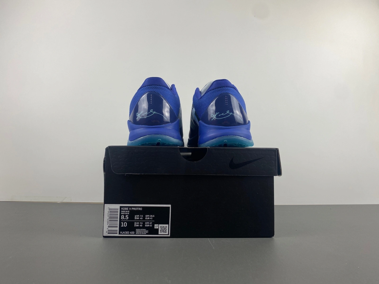 Nike Kobe 5 Protro “X-Ray”  HJ4303-400