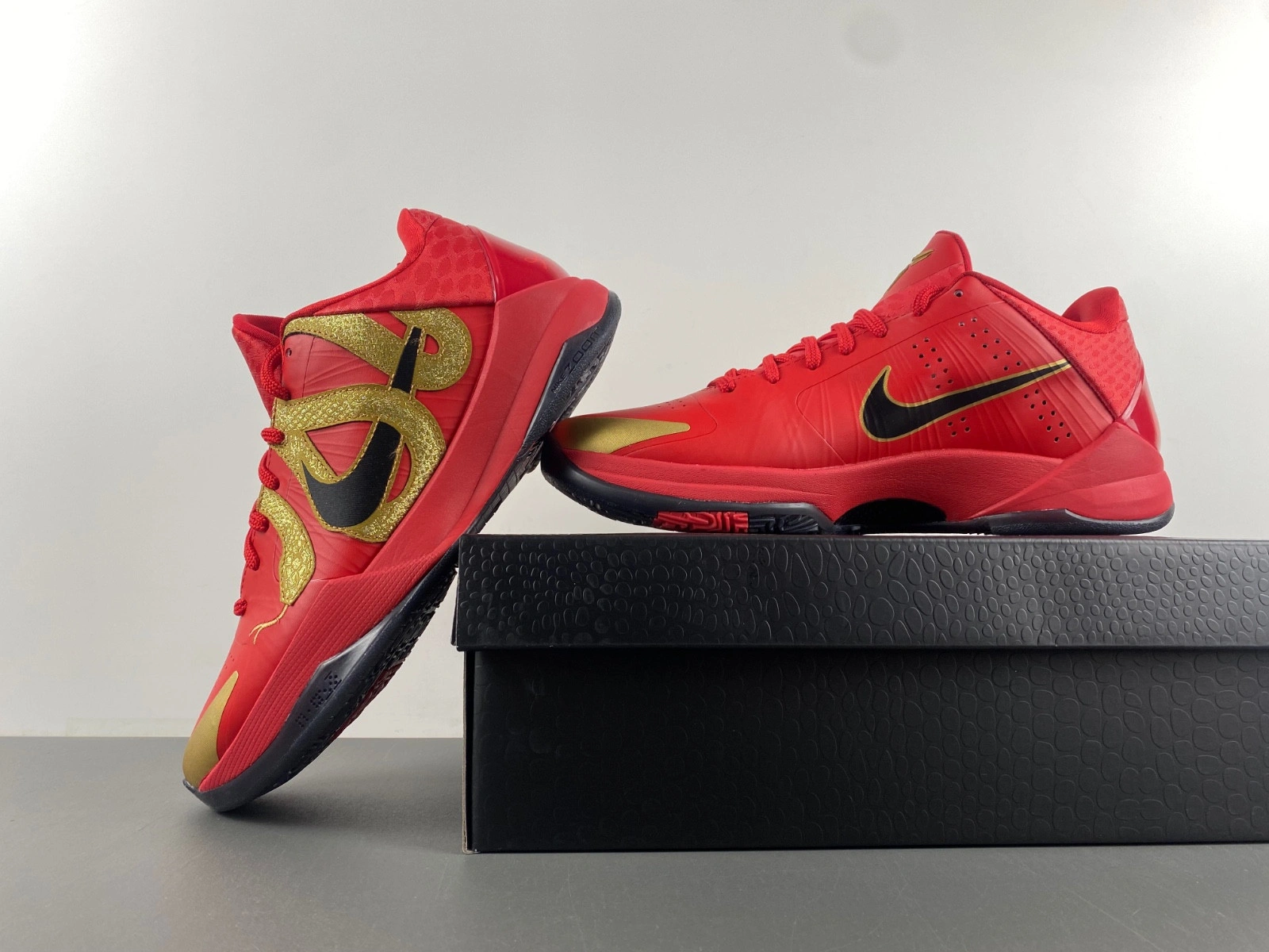 Nike Kobe 5 Protro Year of the Mamba University Red  HF5182-600