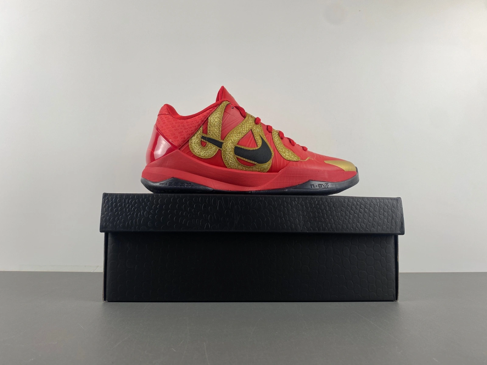 Nike Kobe 5 Protro Year of the Mamba University Red  HF5182-600