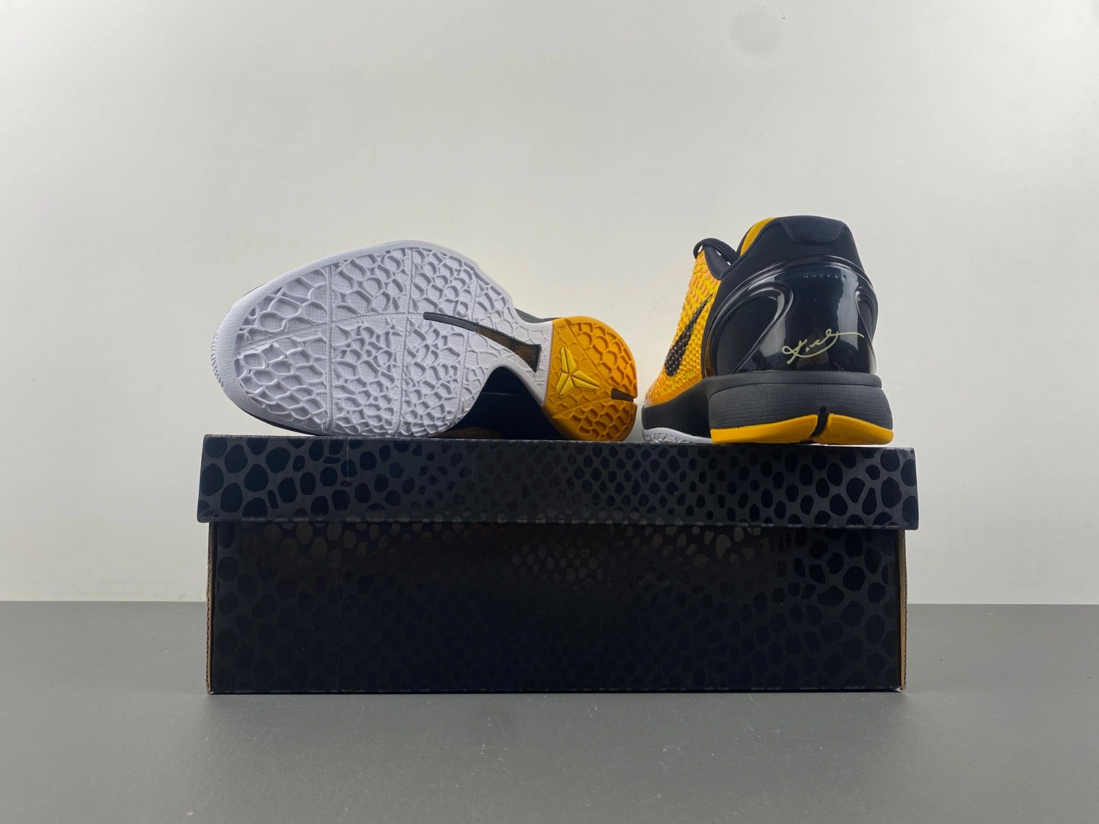 Nike Kobe 6 Lightbulb Men's - 429659-700
