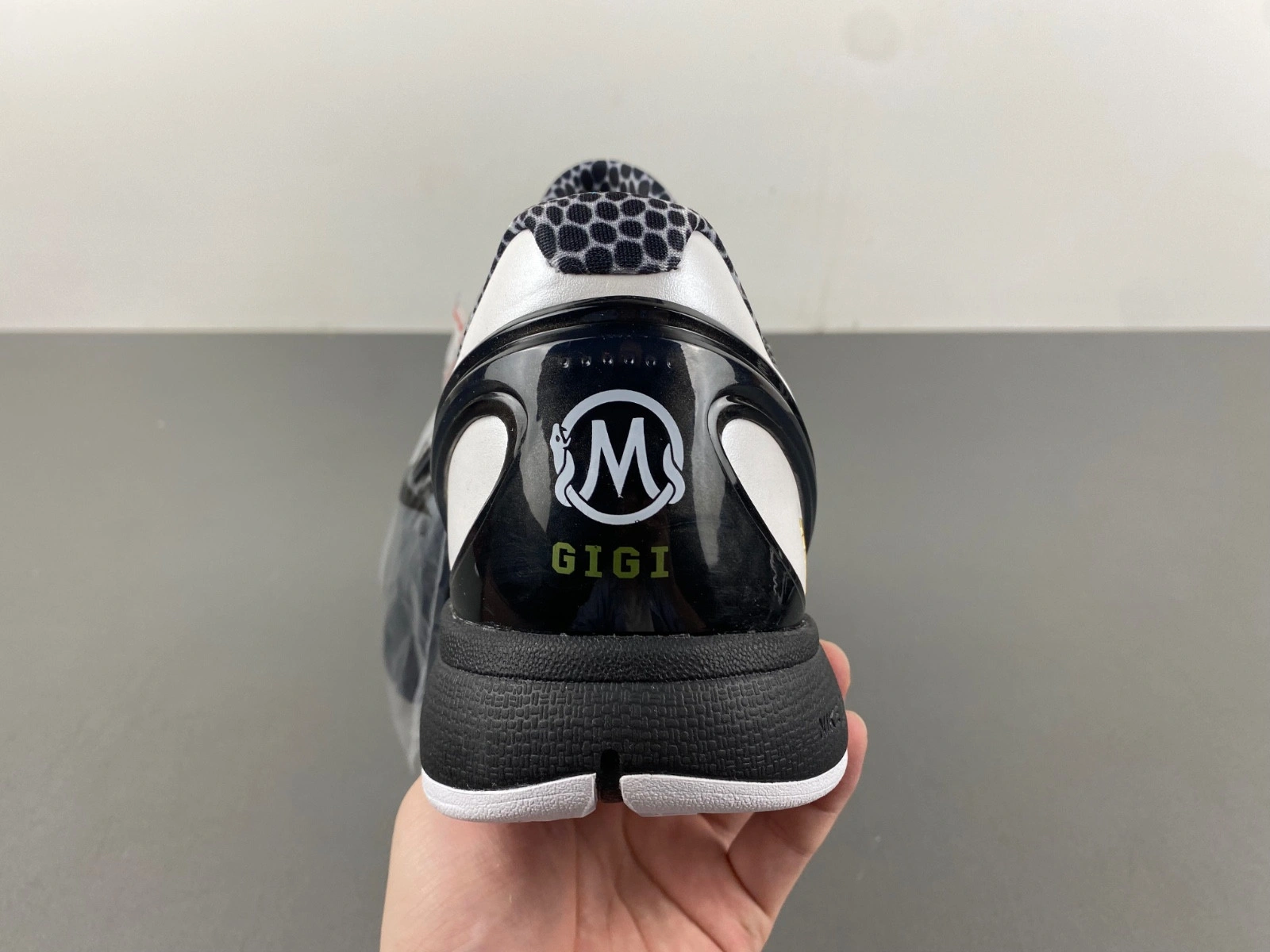 Nike Kobe 6 Protro Mambacita Sweet 16  CW2190-002
