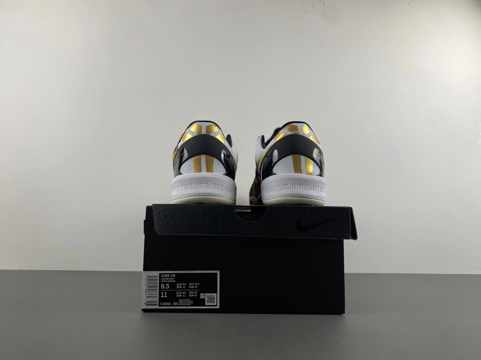 Nike Kobe 8 PROTRO “LEOPARD” PE FJ9364-305