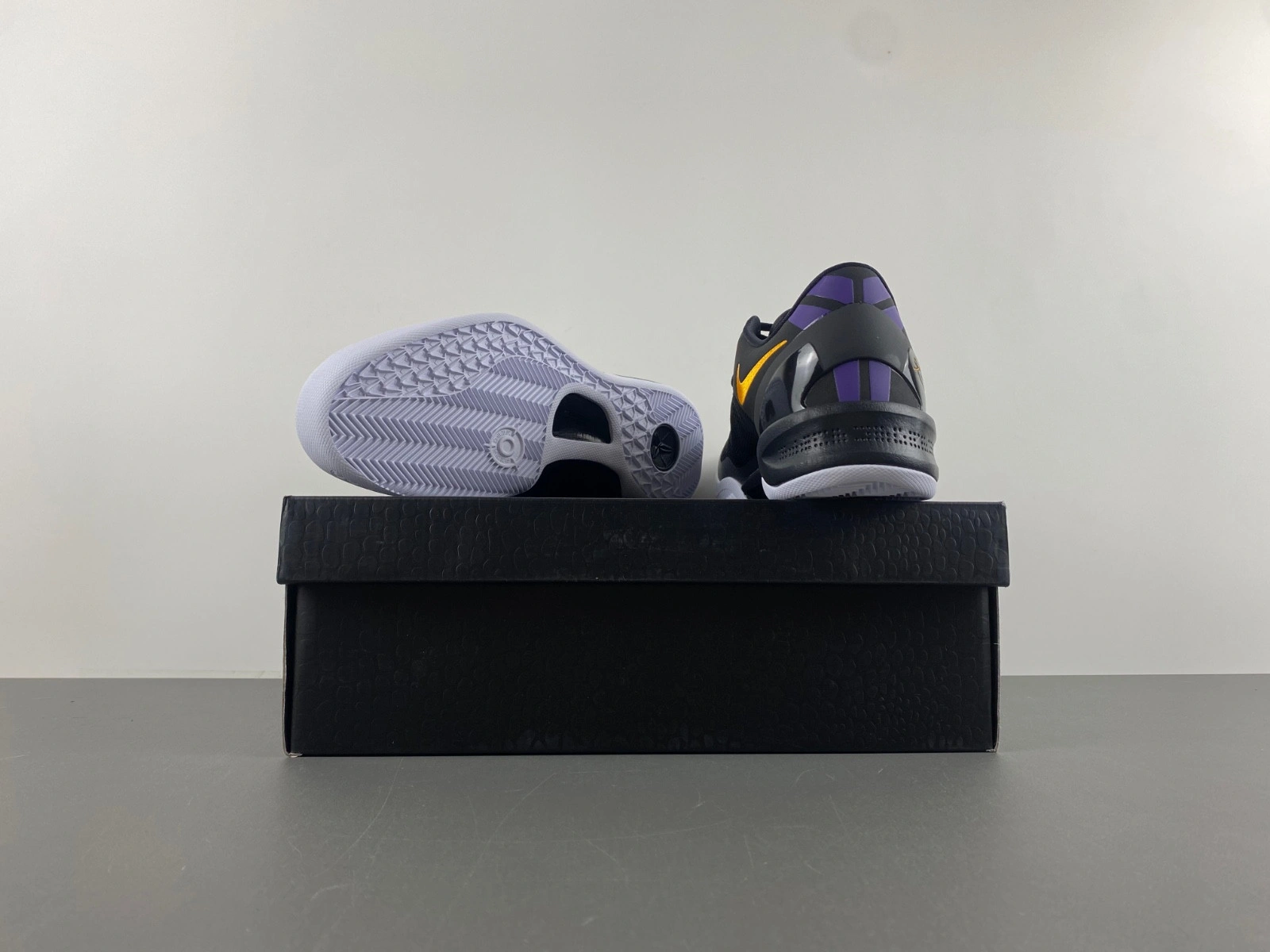 Nike Kobe 8 Protro Black University Gold HF9550-001