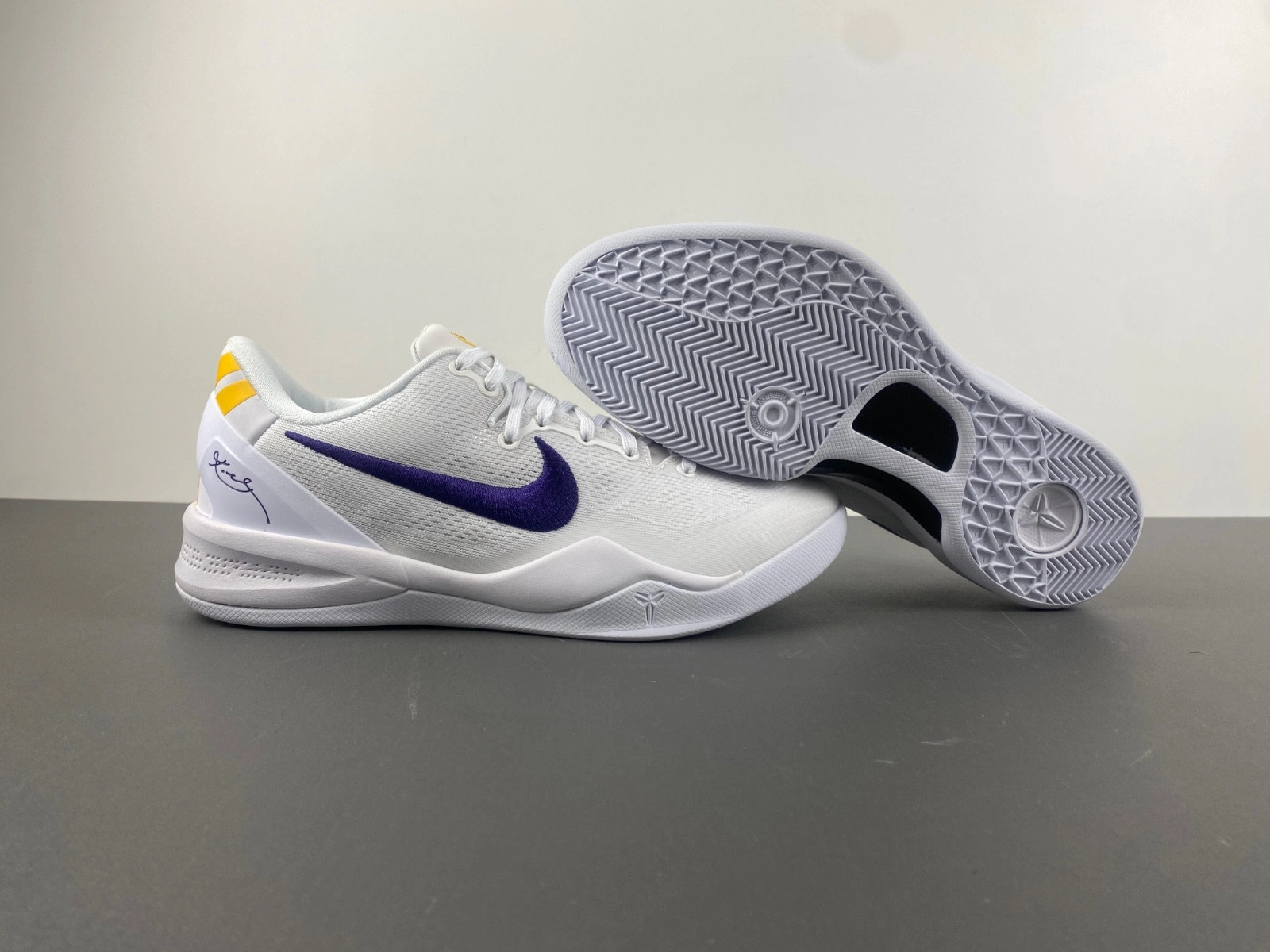 Nike Kobe 8 Protro Lakers Home  HF9550-100