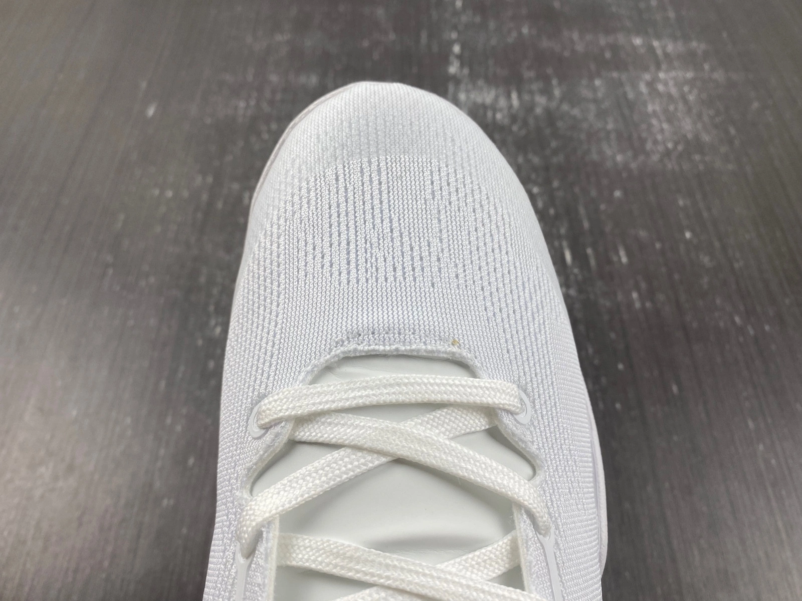 Nike Kobe 8 Protro White Metallic Gold FV6325-100