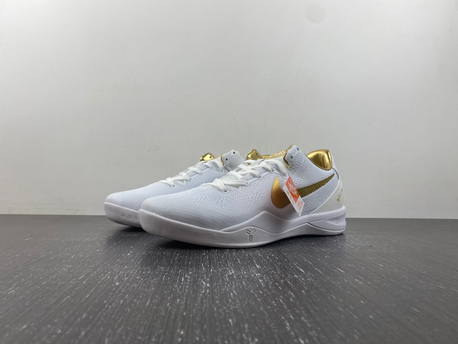 Nike Kobe 8 Protro White Metallic Gold FV6325-100