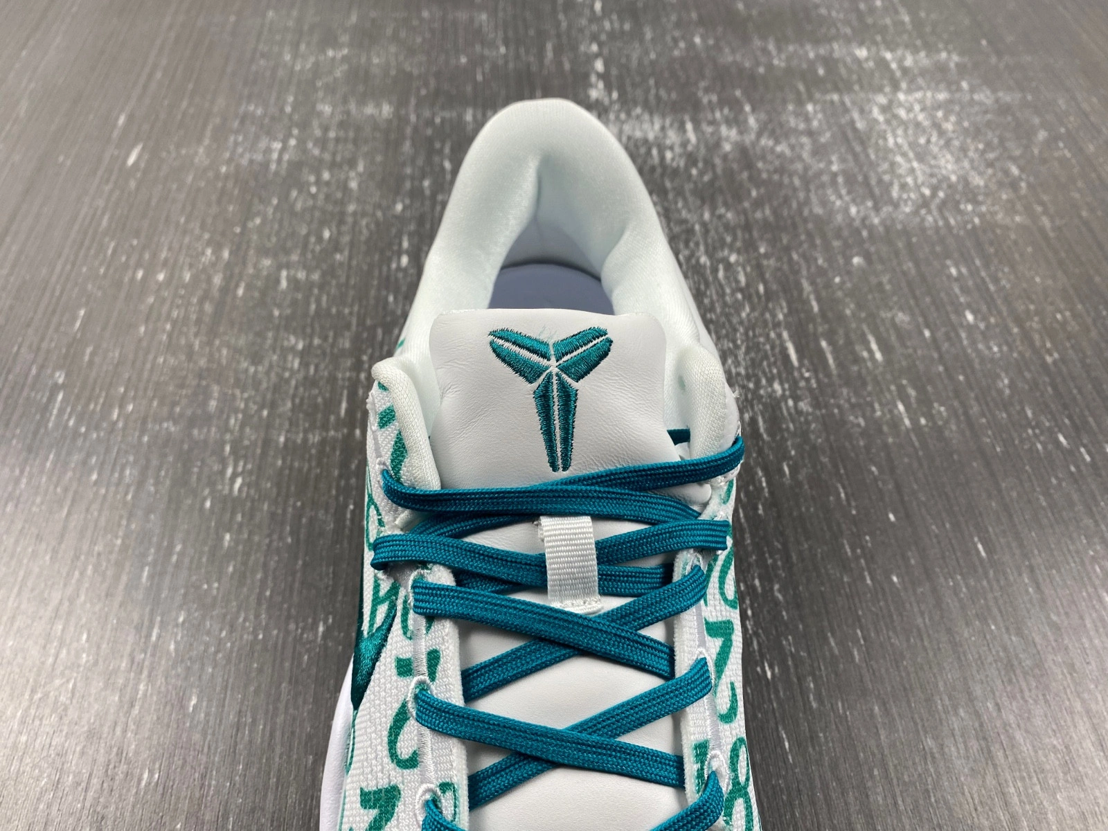 Nike Kobe 8 