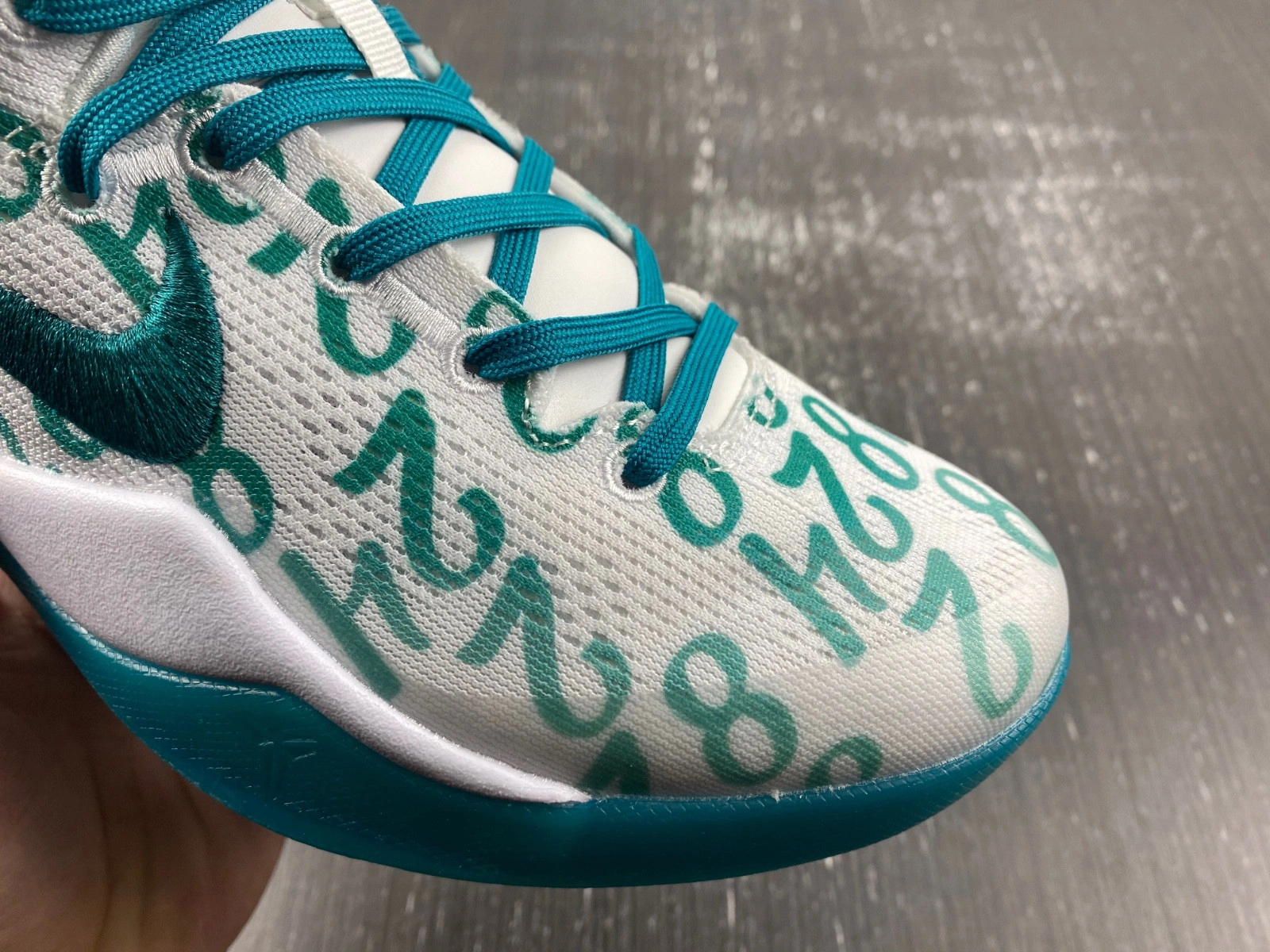 Nike Kobe 8 