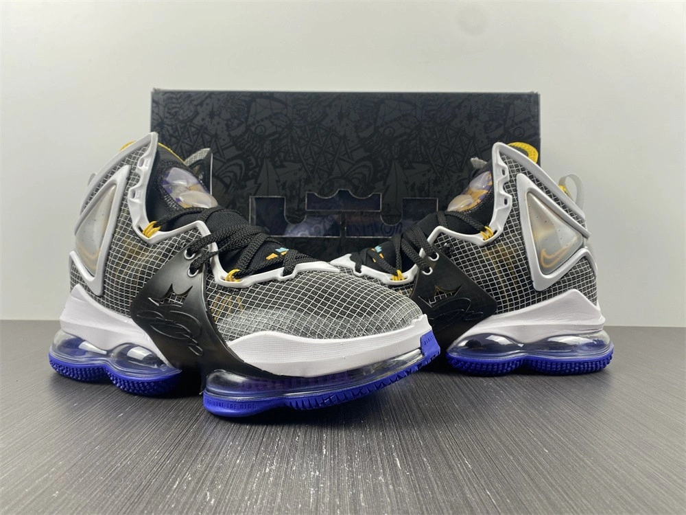 Nike LeBron 19 Hardwood Classic DC9340-002