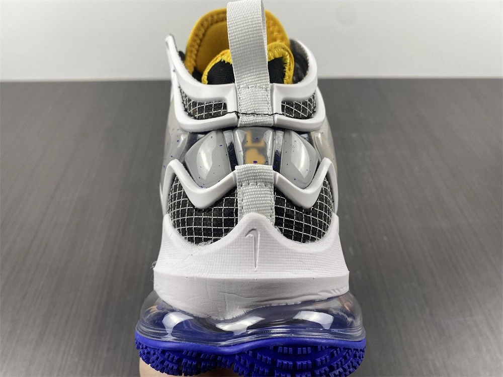 Nike LeBron 19 Hardwood Classic DC9340-002