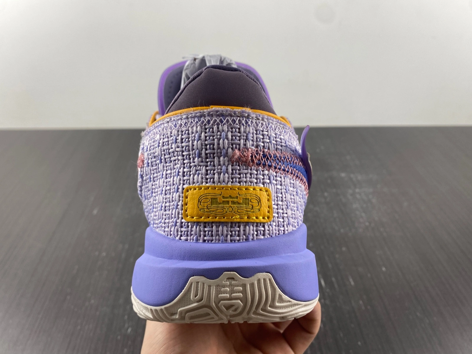 Nike LeBron 20 EP 'Purple And Gold' DJ5422-500