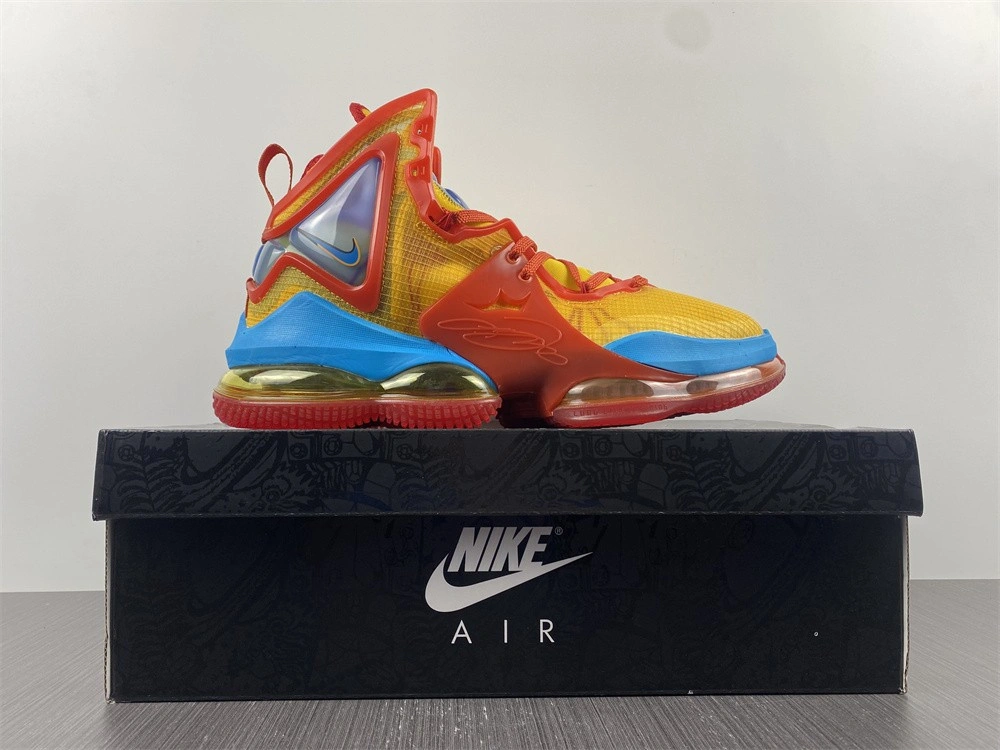 Nike Lebron 19 Tune Squad  DC9342-800