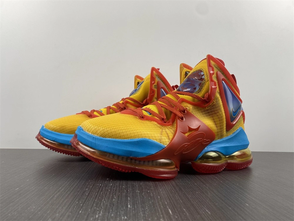 Nike Lebron 19 Tune Squad  DC9342-800