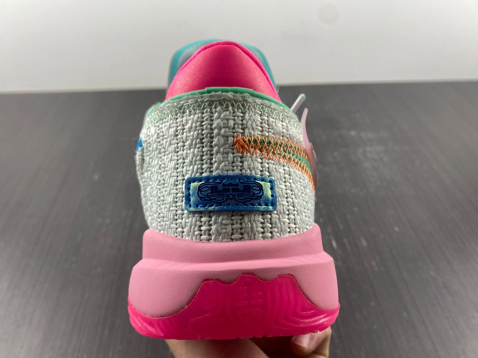 Nike Lebron 20 LBJ20  DJ5422-300