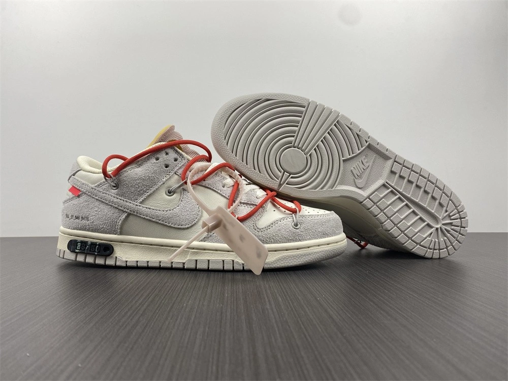 Nike OWT X Dunk Low 'Lot 33 Of 50'  DJ0950 -118