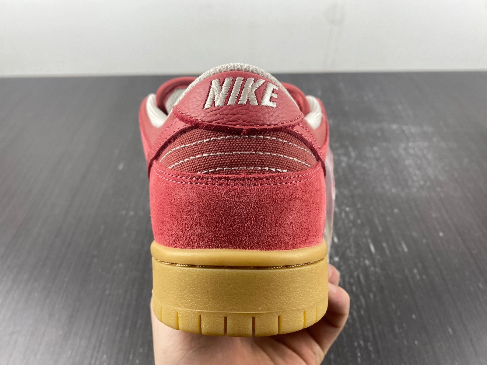 Nike SB Dunk 'Adobe' DV5429-600
