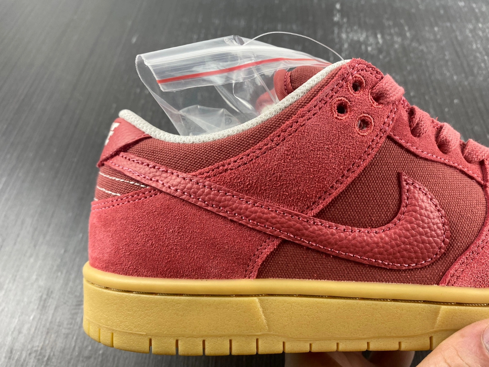 Nike SB Dunk 'Adobe' DV5429-600