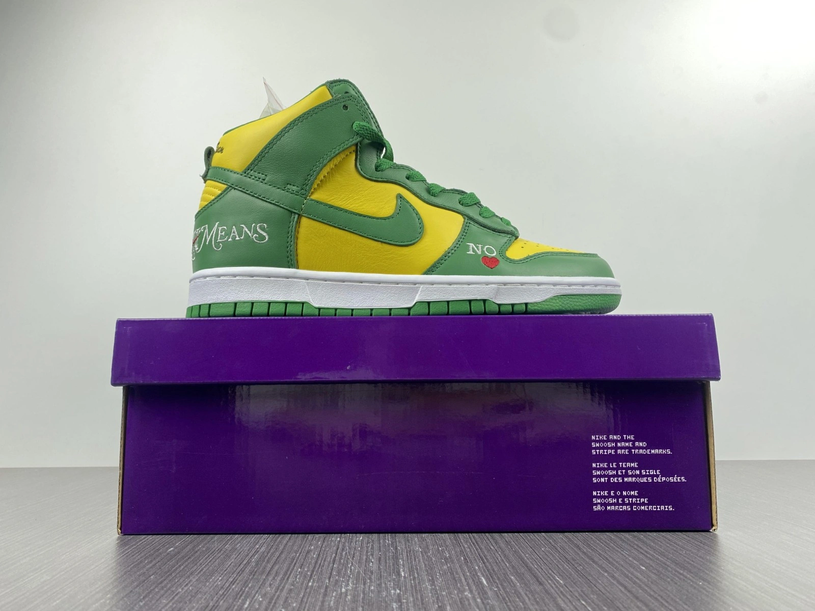 Nike SB Dunk High Supreme By Any Means Brazil   DN3741-700