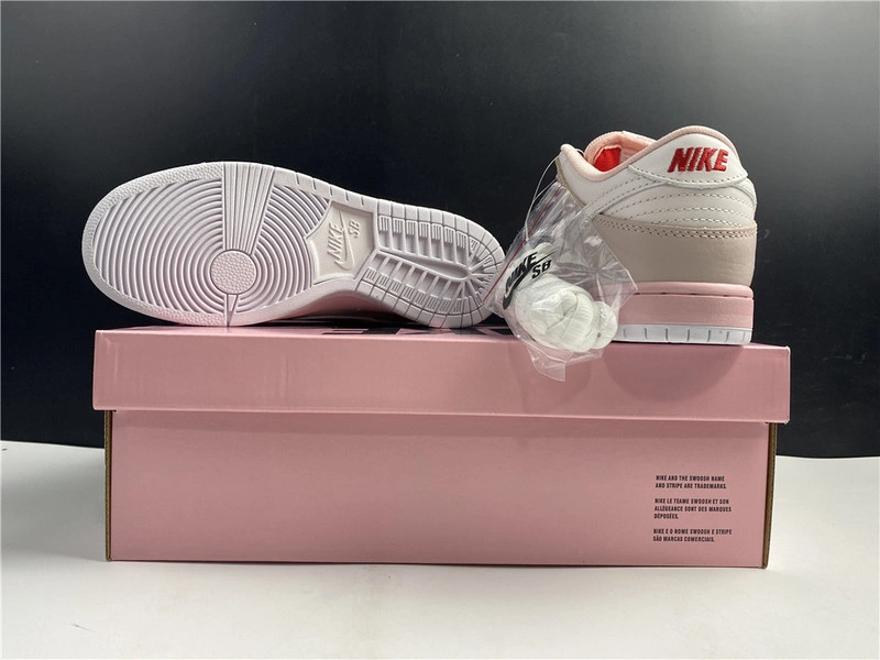 Nike SB Dunk Low  BV1310-012