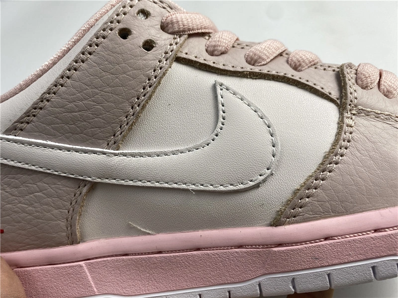 Nike SB Dunk Low  BV1310-012