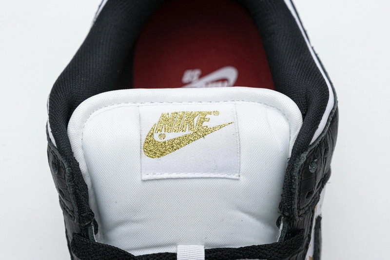 Nike SB Dunk Low  Black - DH3228-102