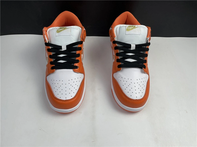 Nike SB Dunk Low  Nike DH3228-181