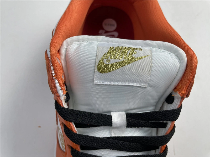 Nike SB Dunk Low  Nike DH3228-181