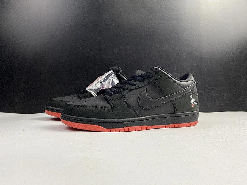 Nike SB Dunk Low Black Pigeon - 883232-008