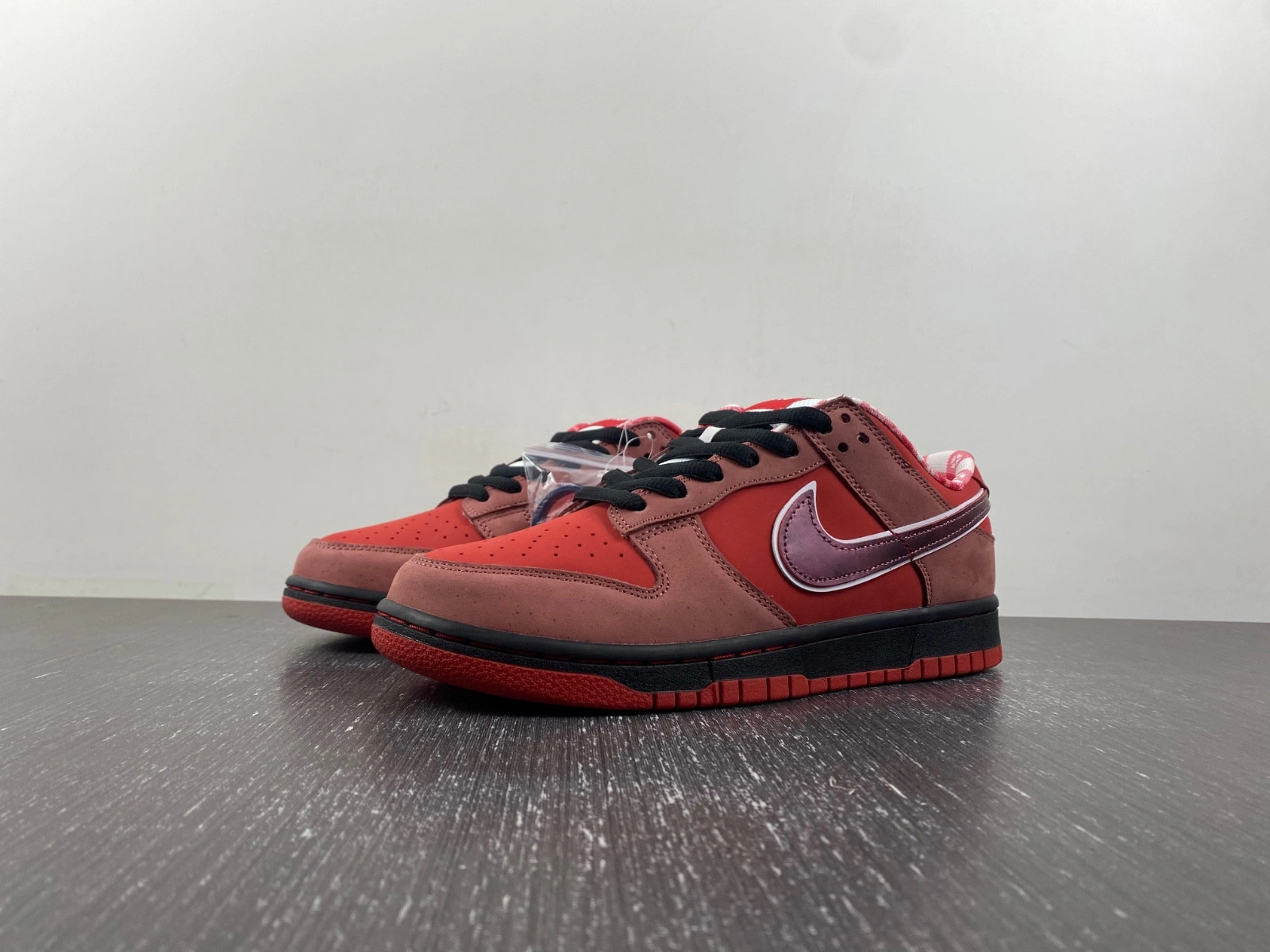 Nike SB Dunk Low Concepts Red Lobster  313170-661