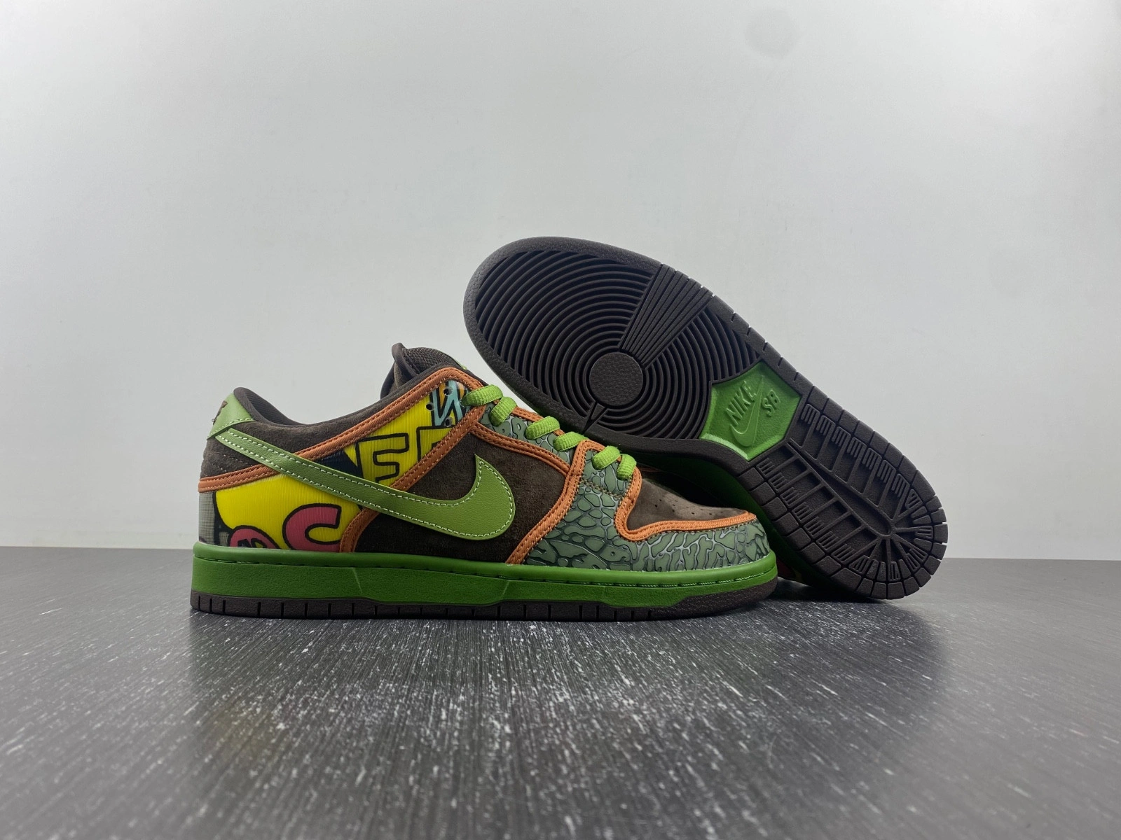 Nike SB Dunk Low De La Soul (2015) Men's - 789841-332