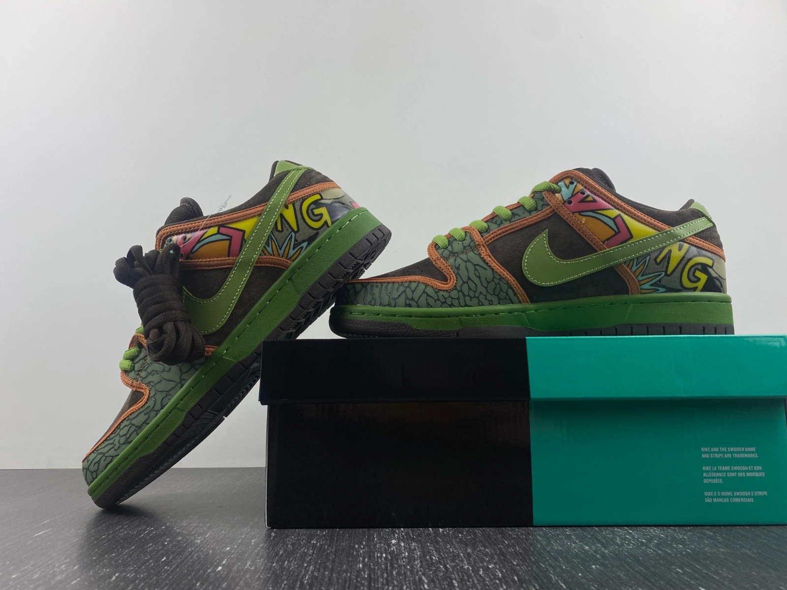 Nike SB Dunk Low De La Soul (2015) Men's - 789841-332