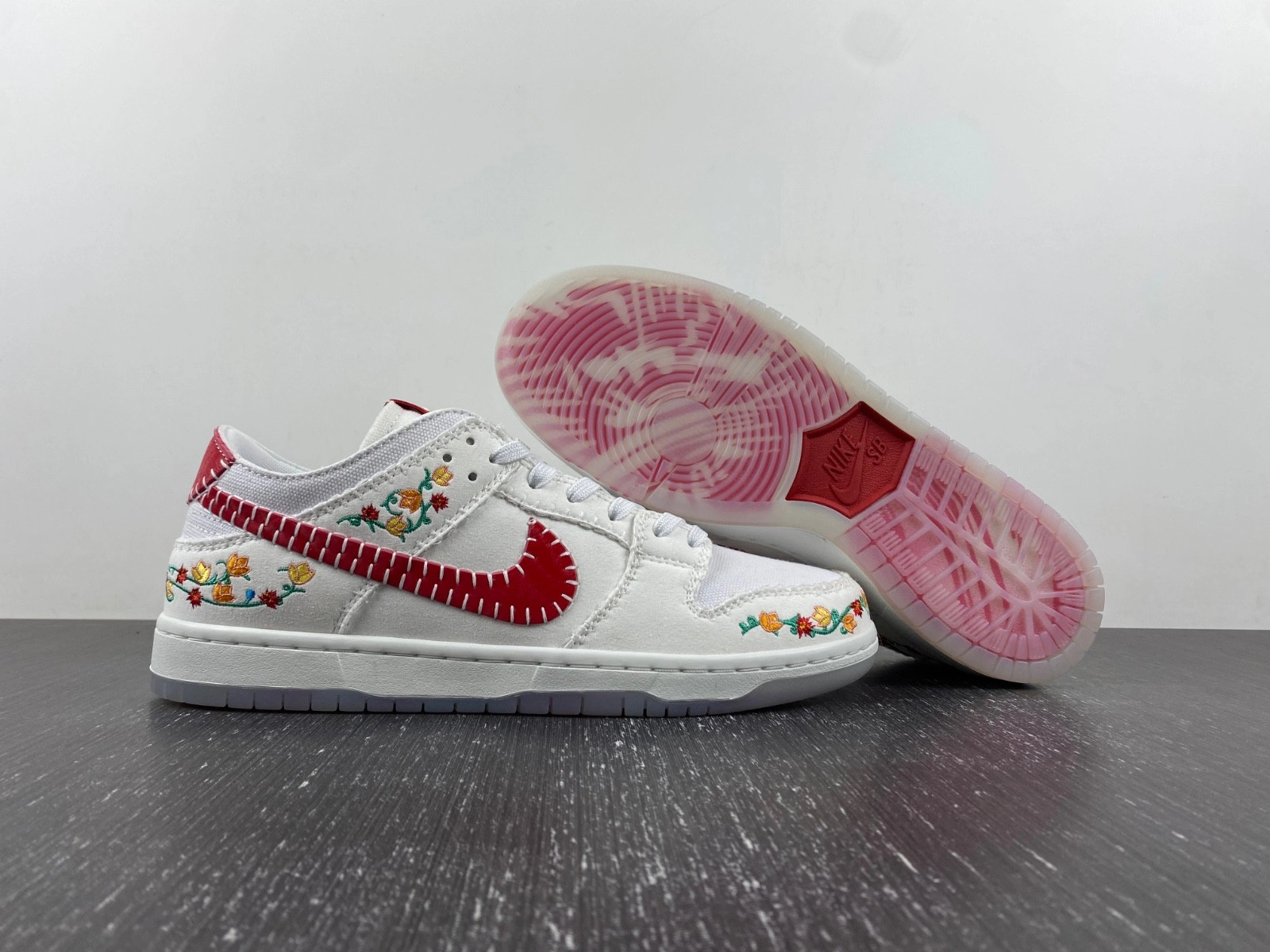 Nike SB Dunk Low Decon N7 White Red FD6951-700