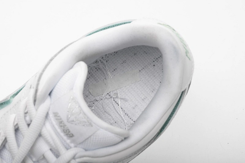 Nike SB Dunk Low Diamond Supply Co White Diamond BV1310-100