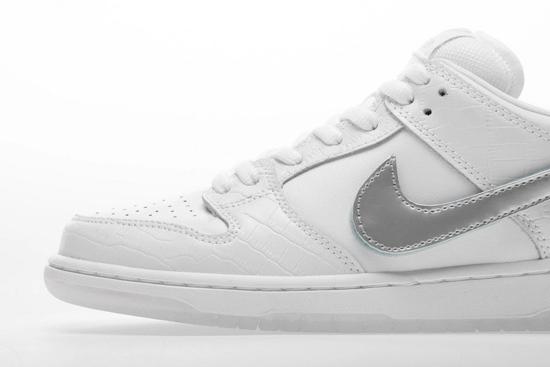 Nike SB Dunk Low Diamond Supply Co White Diamond BV1310-100