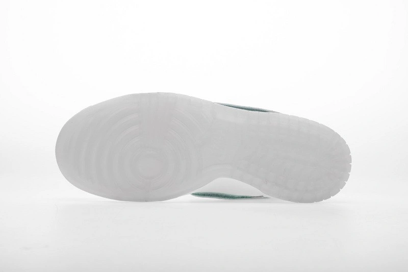 Nike SB Dunk Low Diamond Supply Co White Diamond BV1310-100