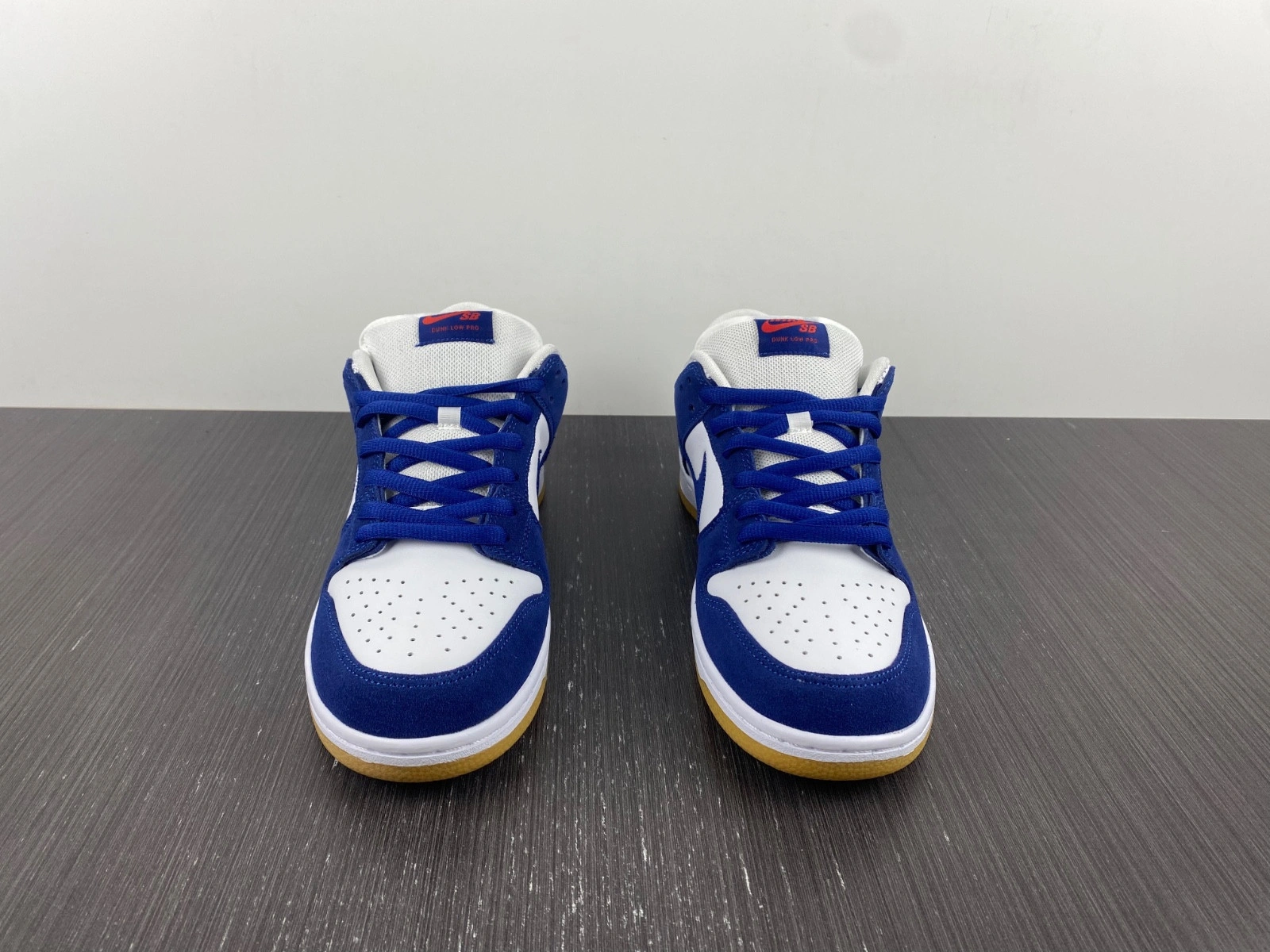 Nike SB Dunk Low Dodgers DO9395-400
