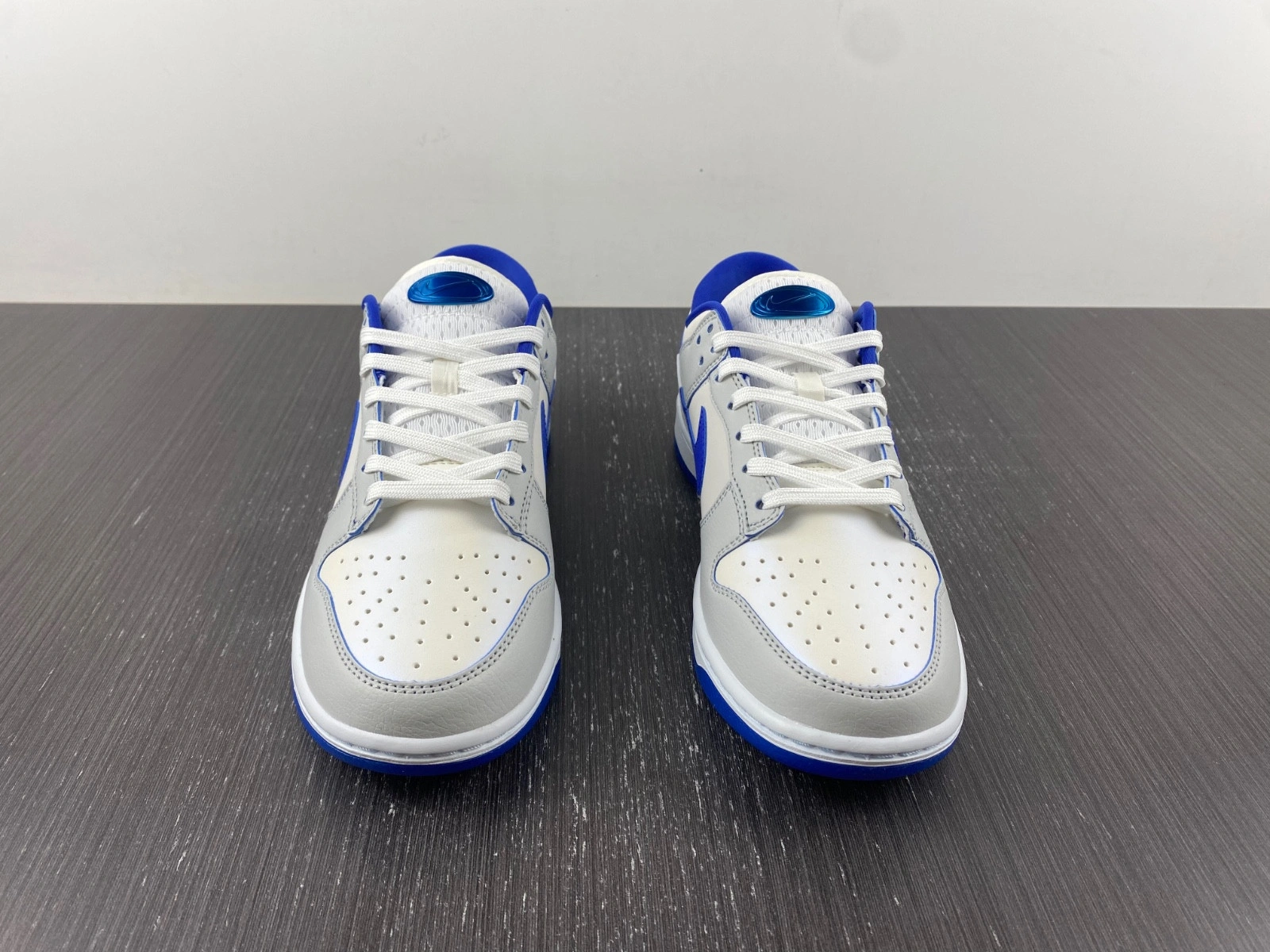 Nike SB Dunk Low FB1841-110