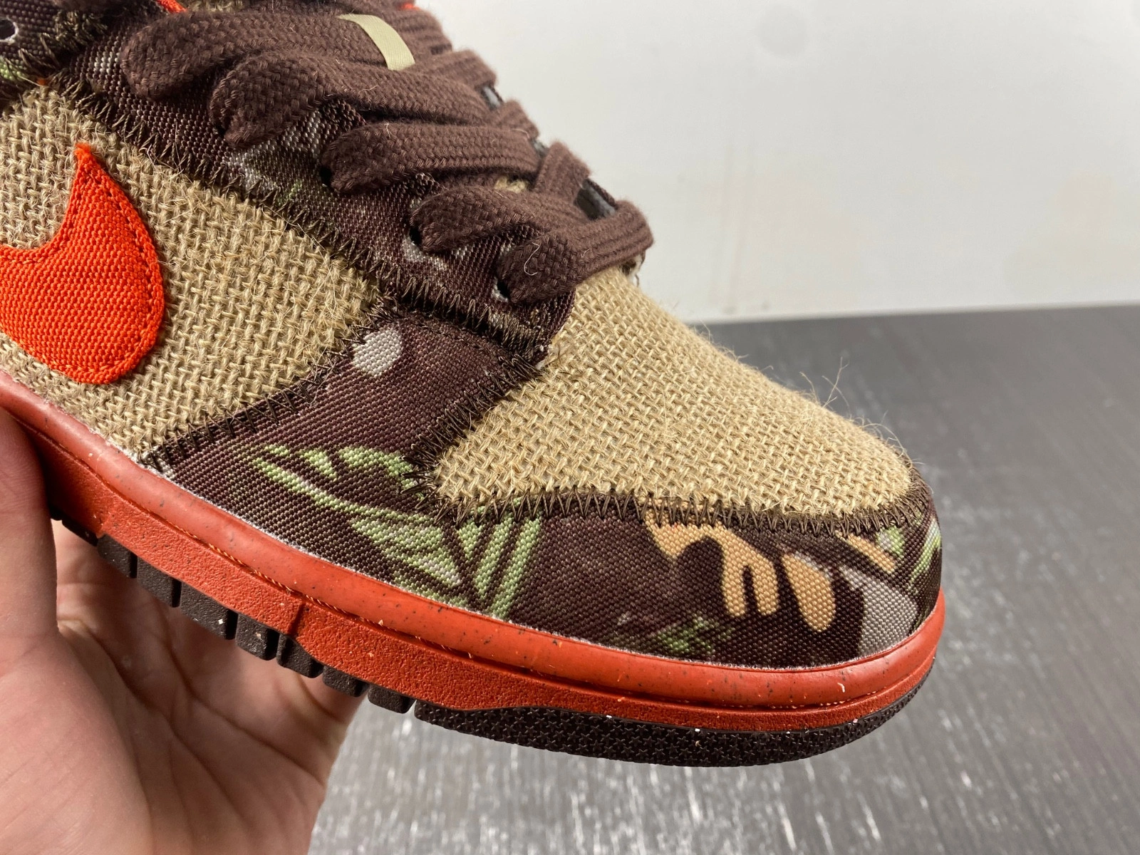 Nike SB Dunk Low Hunter Reese Forbes 304292-281
