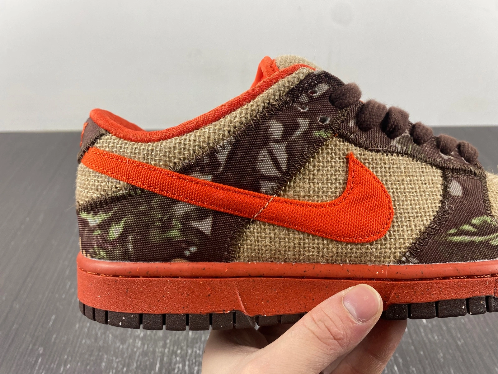 Nike SB Dunk Low Hunter Reese Forbes 304292-281