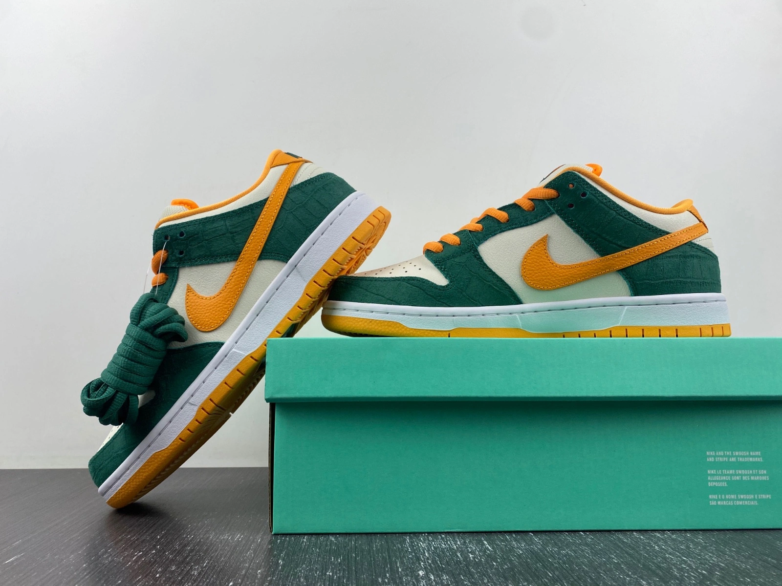 Nike SB Dunk Low Legion Pine Kumquat Men's  304292-383