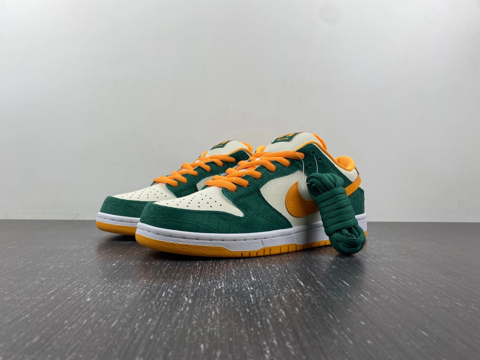 Nike SB Dunk Low Legion Pine Kumquat Men's  304292-383