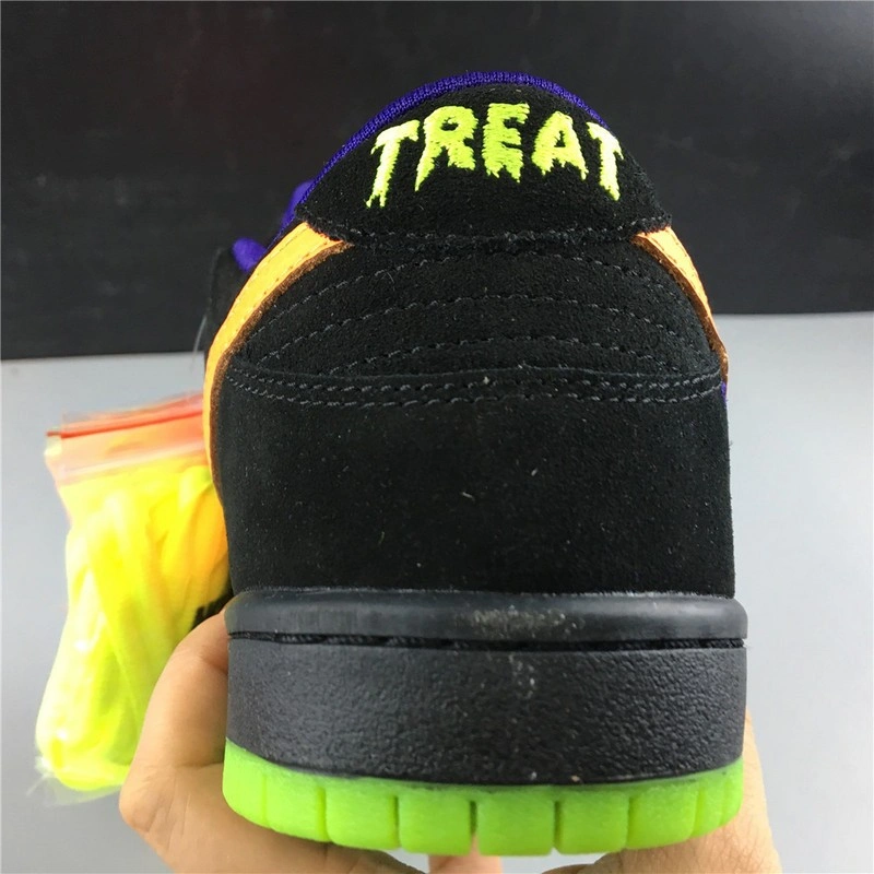 Nike SB Dunk Low Night of Mischief Halloween  BQ6817-006