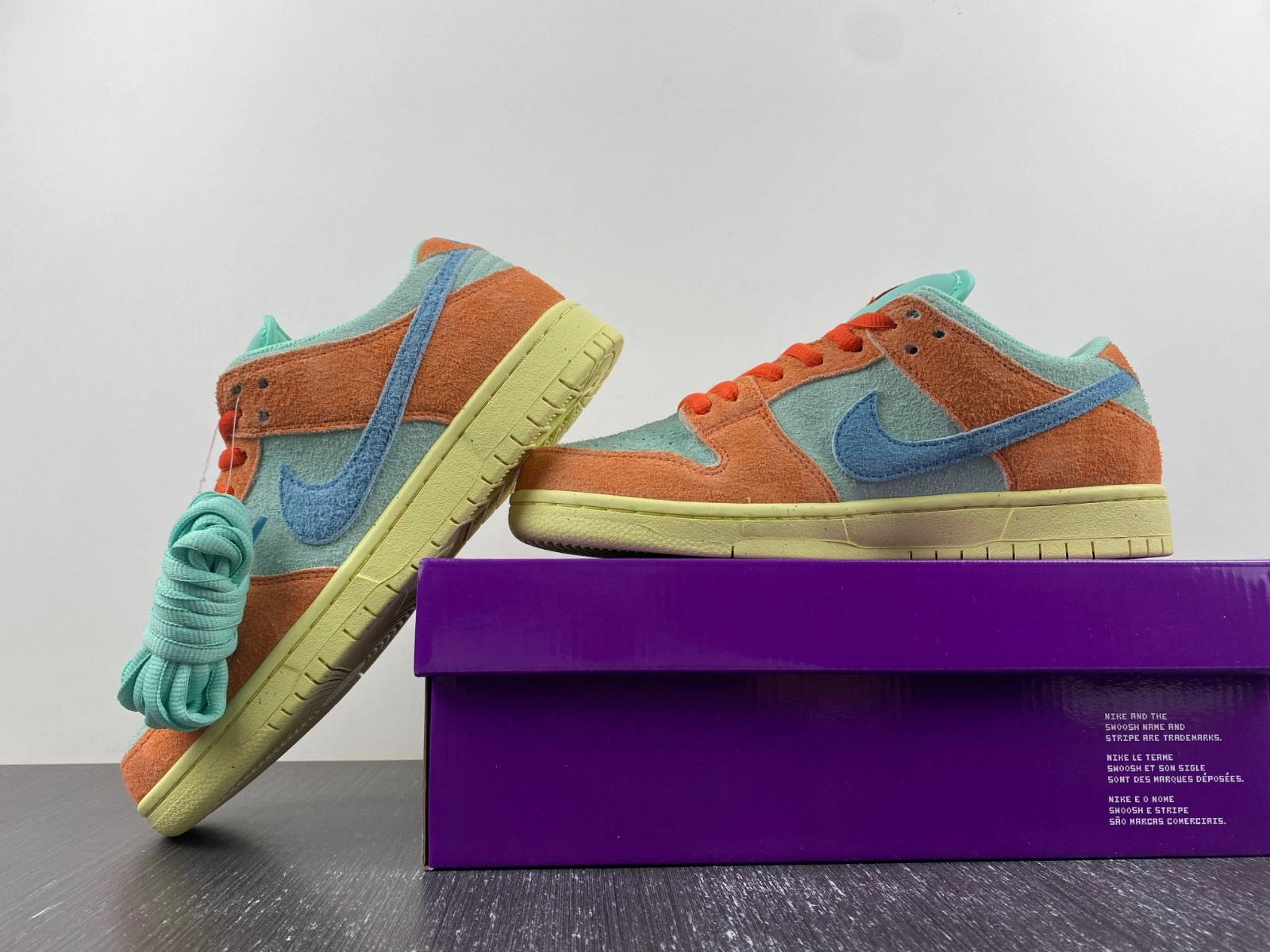 Nike SB Dunk Low Orange Aqua DV5429-800