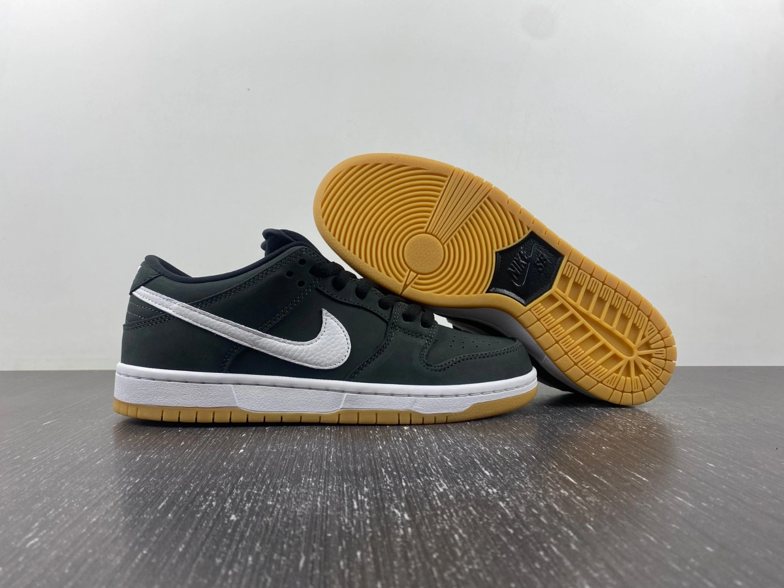 Nike SB Dunk Low Pro Black Gum Men's - CD2563-006